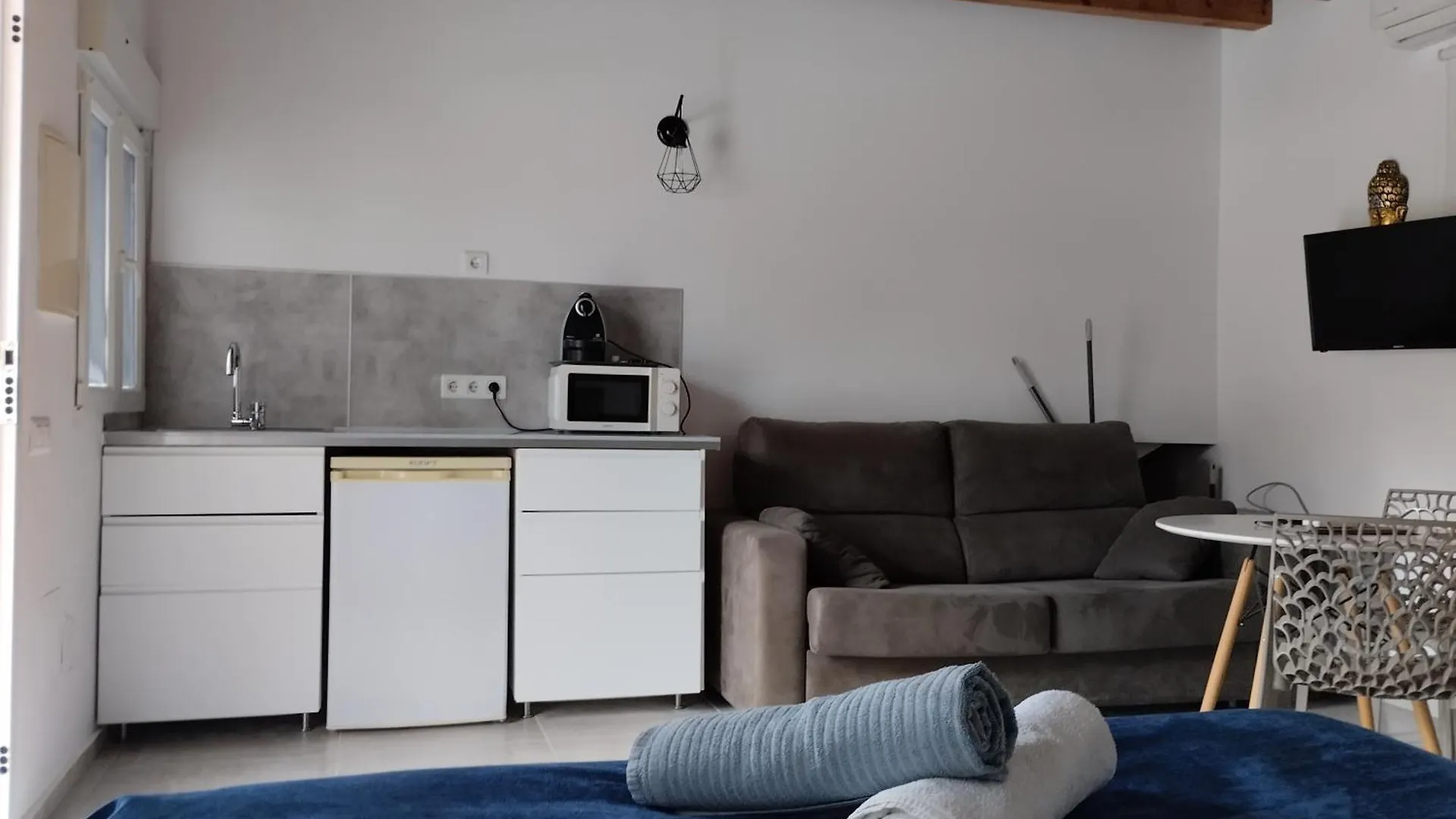 Apartamentos Y Habitaciones Kai Marbella (Adults Only) 公寓